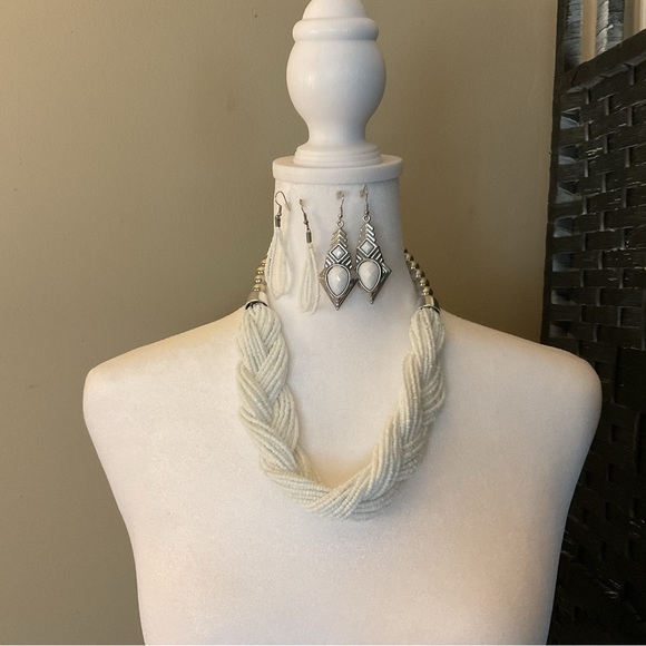 White Braided Necklace Twisted with 2 Pair of Matching Earrings - Picture 1 of 12